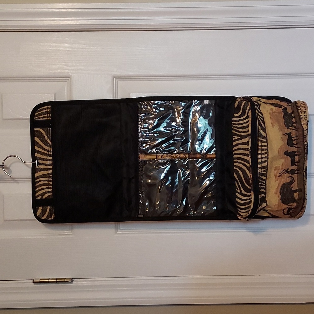 Hanging Travel Toiletry Bag - Picture 7 of 7